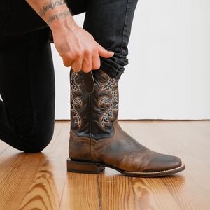 Dan Post Distressed Brown Western Boots